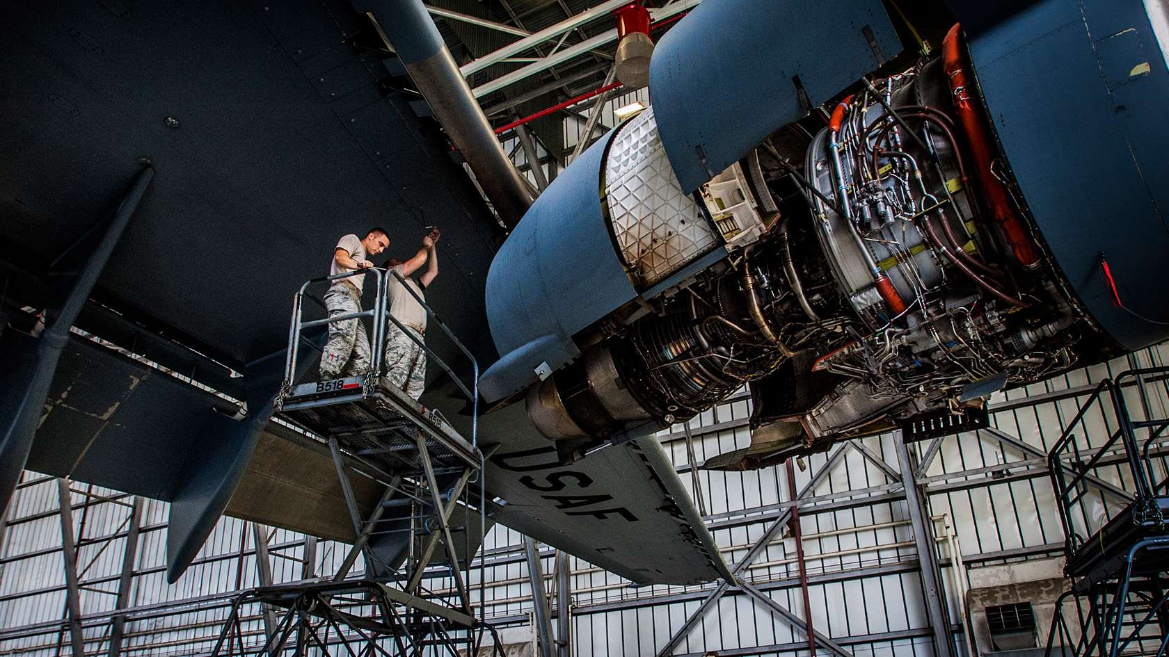 U.S. Air Force Career Detail Aircraft Electrical and Environmental Systems